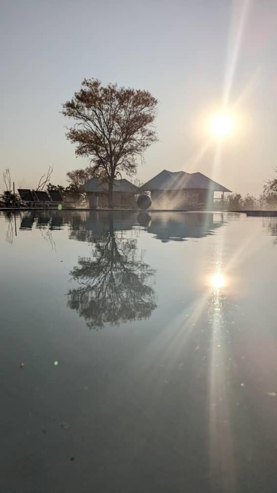Xhabe Safari Lodge Chobe Muchenje Exterior foto